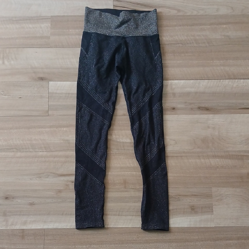 Athleta Twilight Tight Blue Leggings Winter Training Base Layer Size S (I)